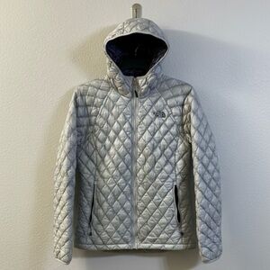 Women’s North Face Jacket